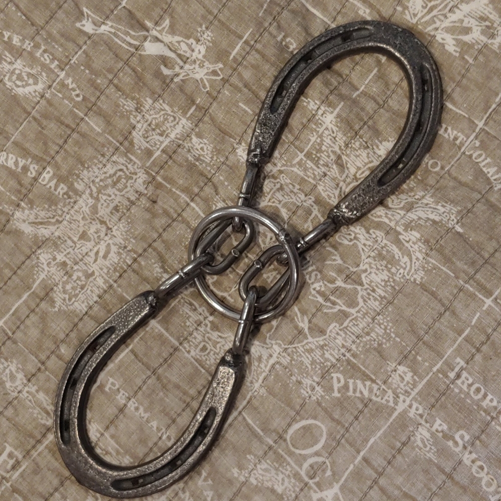 O Pony Diamond Hot Forged Horse Shoe Magic Trick - Picture 2 of 5